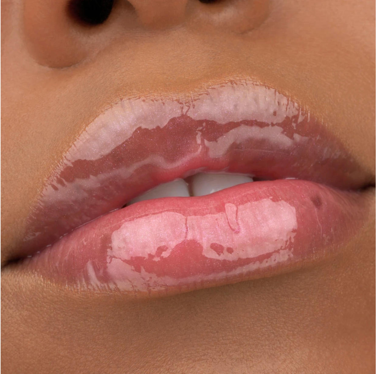 Essence Lip Gloss Juicy Bomb Shiny 101 Lovely Litchi, 10 ml